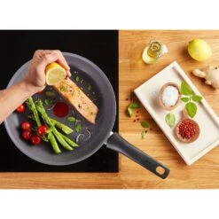 Tefal Bratpfanne »Healthy Chef«, Aluminium, (1 Tlg.), Mineralia+ Versiegelung, Thermo-Signal, Induktion 13 Tefal Bratpfanne »Healthy Chef«, Aluminium, (1 Tlg.), Mineralia+ Versiegelung, Thermo-Signal, Induktion -Tefal 21733747ad752aa1685761c354a7fc6b