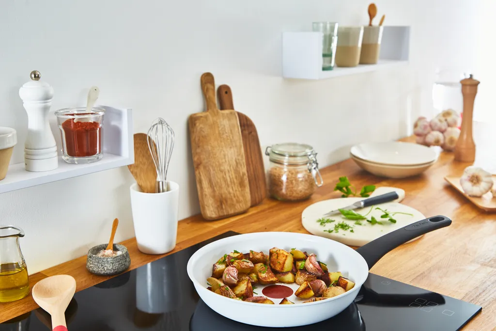 Tefal Ceramic Control Pfanne 20 Cm C41702 6 Tefal Ceramic Control Pfanne 20 Cm C41702 – Bild 4