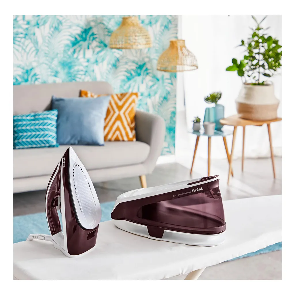 Tefal Dampfbügelstation SV6120 Express Essential Bügeleisen 8 Tefal Dampfbügelstation SV6120 Express Essential Bügeleisen – Bild 6