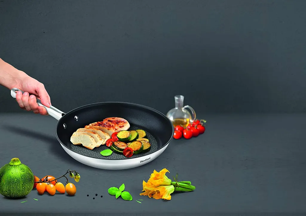 Tefal Duetto 3-teiliges Bratpfannen-Set, 20/24/28 Cm, Antihaftbeschichtung, Geeignet Für Alle Herdarten, Auch Für Induktionsherde, Edelstahl/schwarz 8 Tefal Duetto 3-teiliges Bratpfannen-Set, 20/24/28 Cm, Antihaftbeschichtung, Geeignet Für Alle Herdarten, Auch Für Induktionsherde, Edelstahl/schwarz – Bild 6