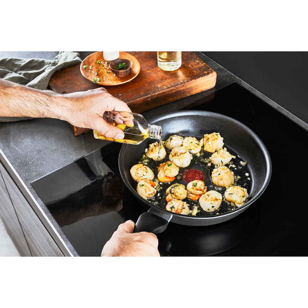 Tefal Pfannen-Set »G25591 Unlimited«, Aluminium, (Set, 3 Tlg.), Aluminium, Antihaft, Thermo-Signal, Alle Herdarten, Induktion, Set 7 Tefal Pfannen-Set »G25591 Unlimited«, Aluminium, (Set, 3 Tlg.), Aluminium, Antihaft, Thermo-Signal, Alle Herdarten, Induktion, Set – Bild 5