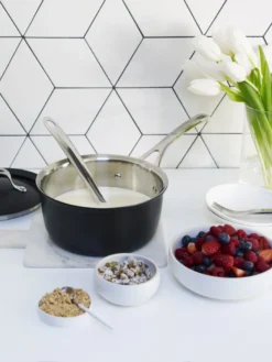 Tefal Stielpfanne Aus Aluminium Ø 20 Cm, Antihaftbeschichtet, Alle Herdarten Incl. Induktion -Tefal dbf88b33c2be989f4cf6ef4071f8b3ee